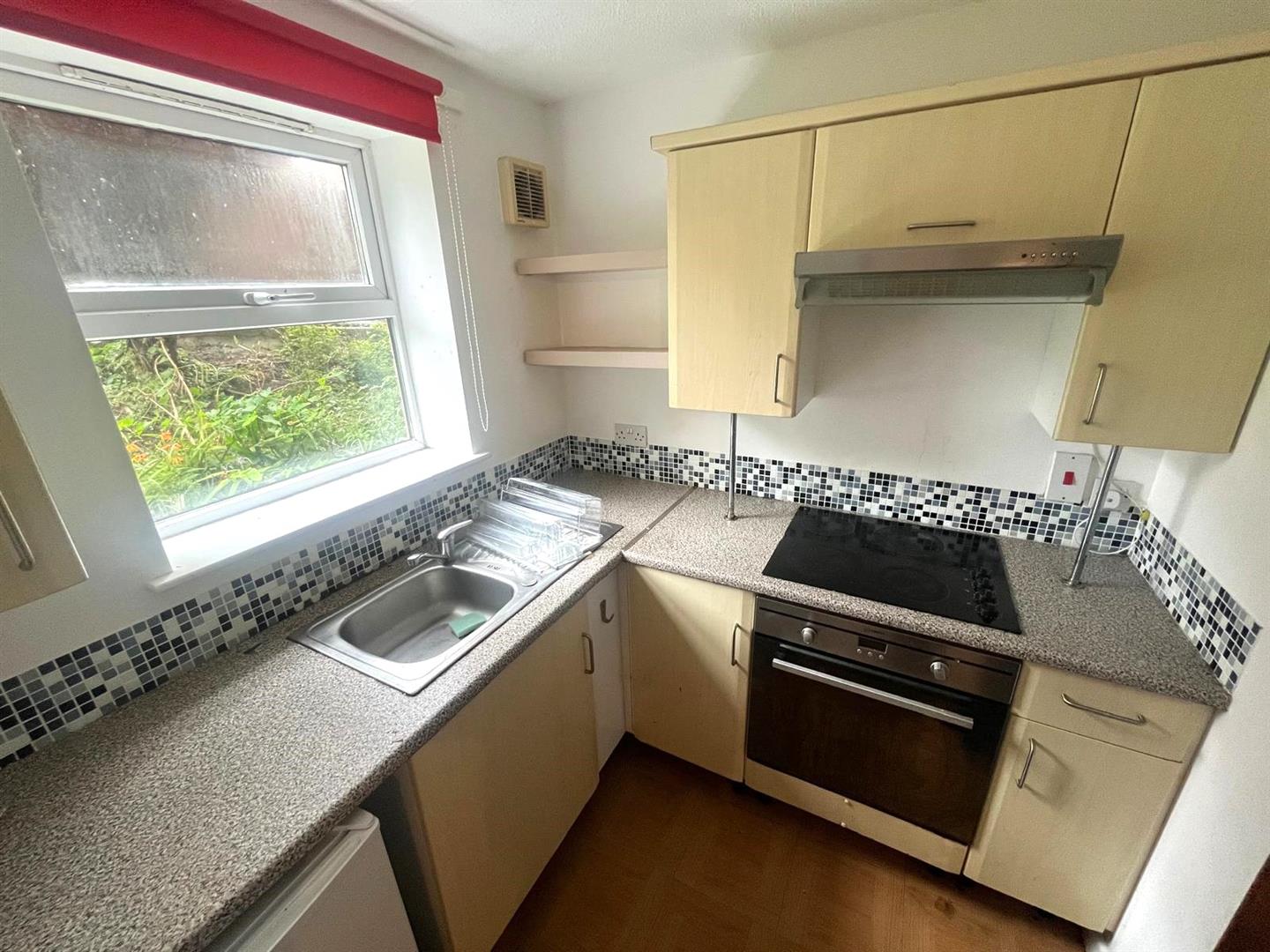 Dumbarton House Court, Bryn Y Mor Crescent, Swansea, SA1 4QX